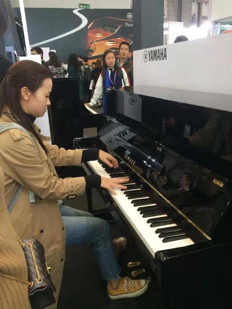 聚焦乐展|2017中国（上海）国际乐器展览会圆满落幕，QG刮刮乐钢琴大放异彩