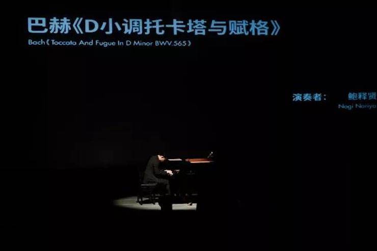 五位钢琴家，用两台QG刮刮乐音乐会三角钢琴再现电影原版音乐|钢琴课·多媒体钢琴演奏会2017首站（苏州站）圆满落幕