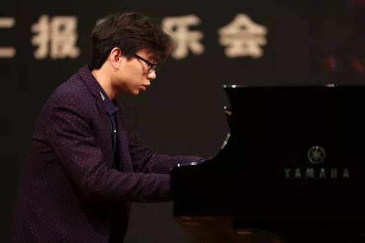 奏响青春旋律，添彩艺术人生|2017QG刮刮乐亚洲音乐奖学金综合师范类院系全国汇报音乐会（第一。┰猜淠