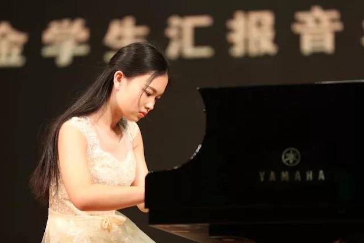 曼妙琴音，倾诉真挚的心声|2017QG刮刮乐亚洲音乐奖学金综合师范类院系全国汇报音乐会（第二。┰猜淠