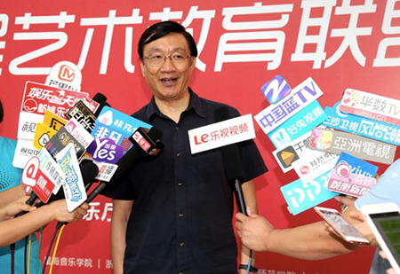 以科技之力，筑艺术传承之魂<br />：馗咝Ｔ冻桃帐踅逃似舳鞘皆猜淠