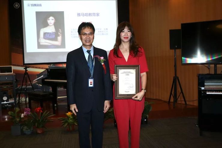 QG刮刮乐携手中国多位教育家，共同谱写中国艺术教育发展新乐章|热烈：2018QG刮刮乐教育家授聘仪式成功举办！
